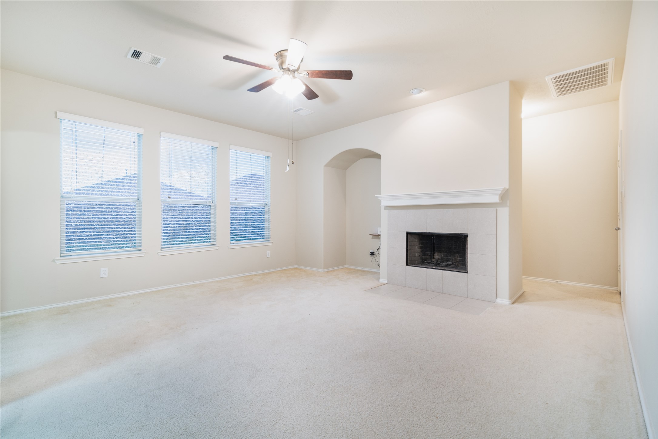 1315 Squire Drive Property Photo 3