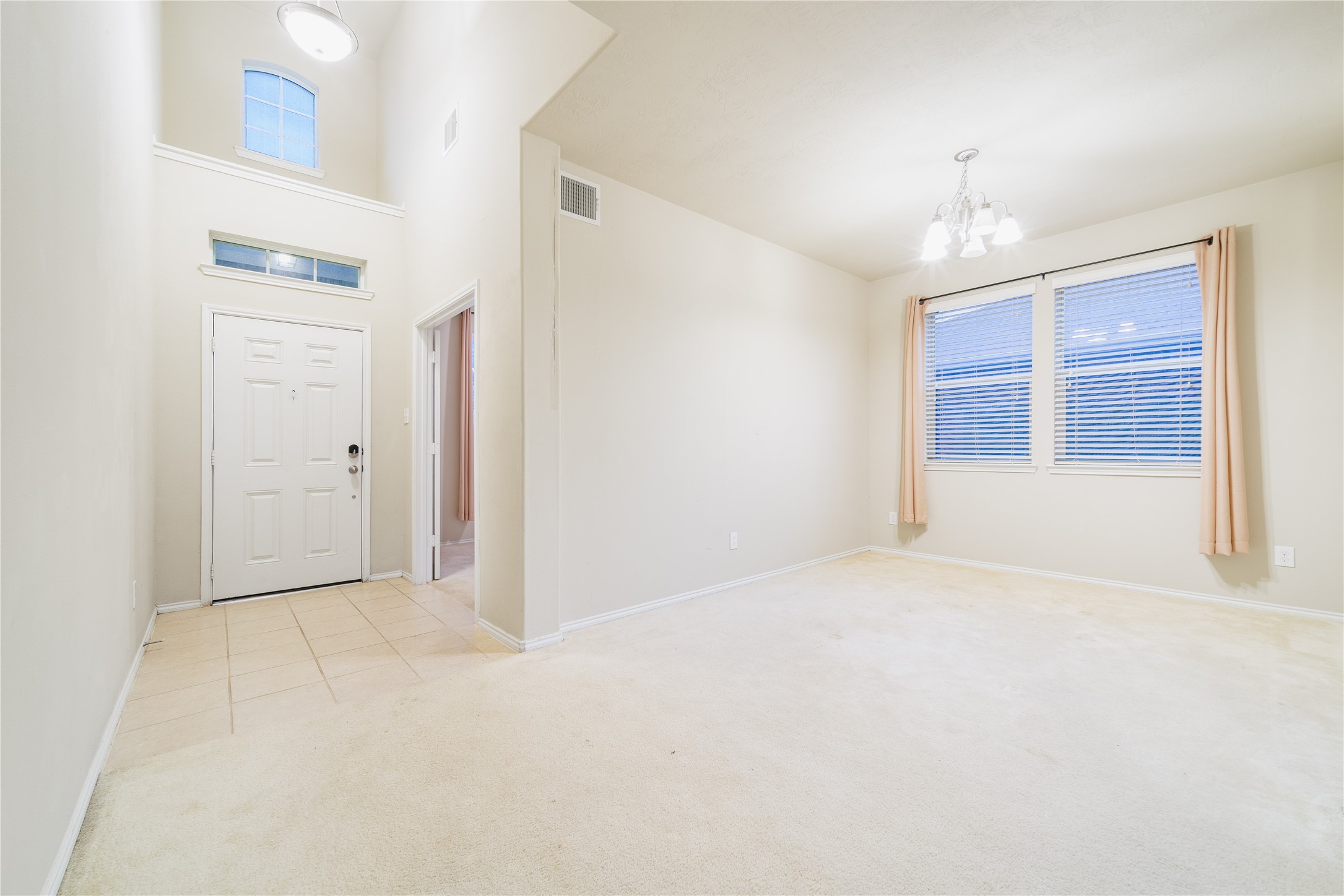 1315 Squire Drive Property Photo 8