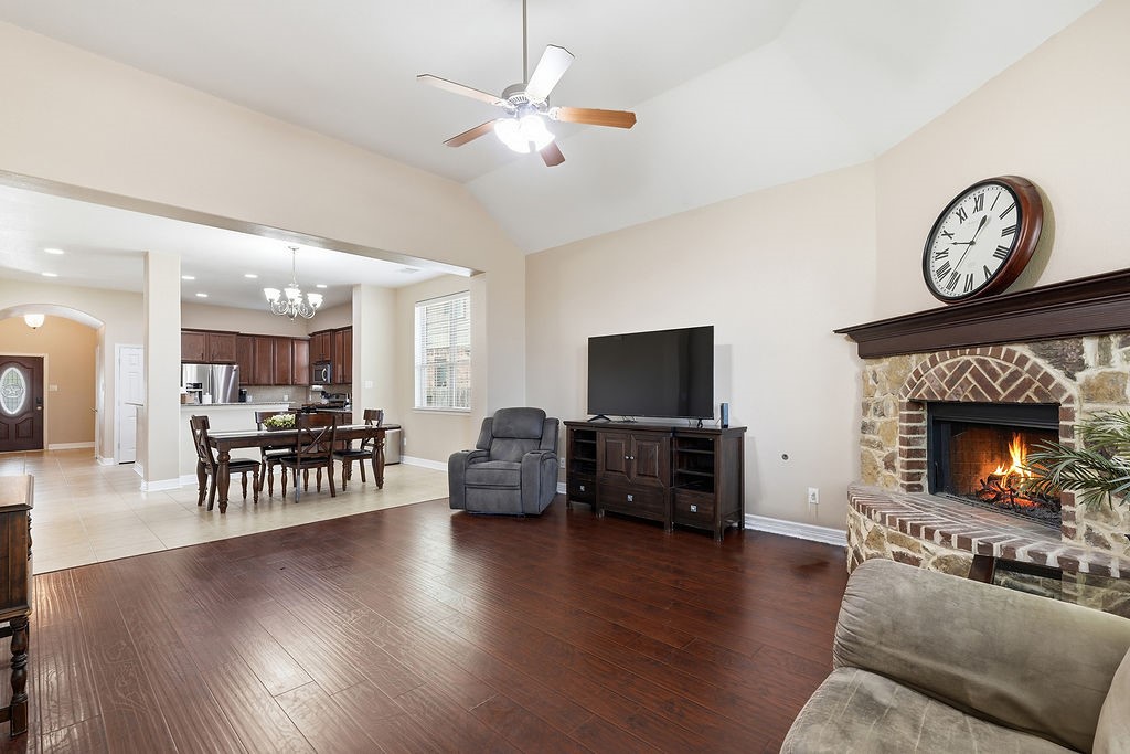 601 Chesterfield Lane Property Photo 15