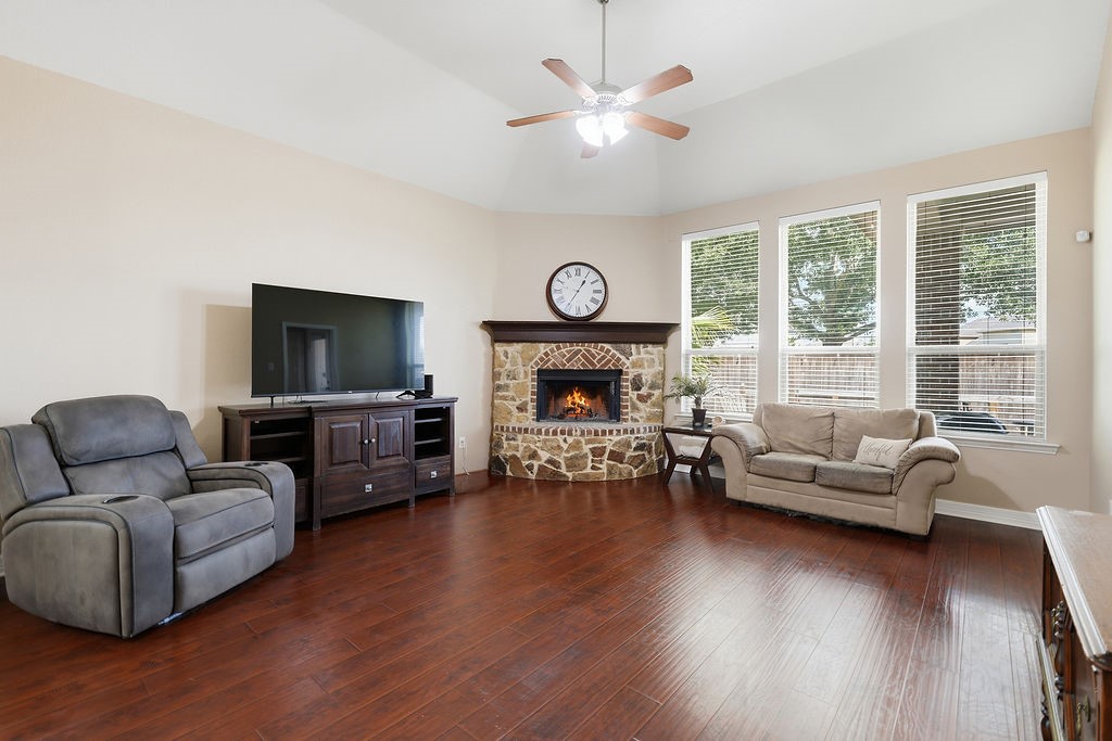 601 Chesterfield Lane Property Photo 17
