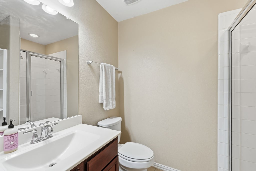 601 Chesterfield Lane Property Photo 21