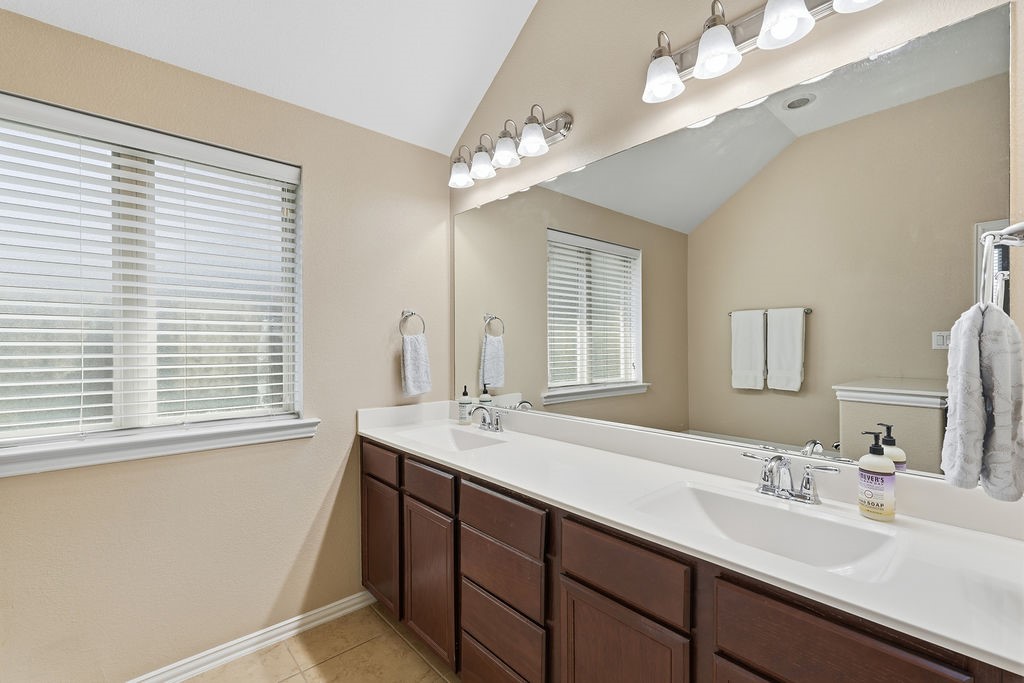 601 Chesterfield Lane Property Photo 34