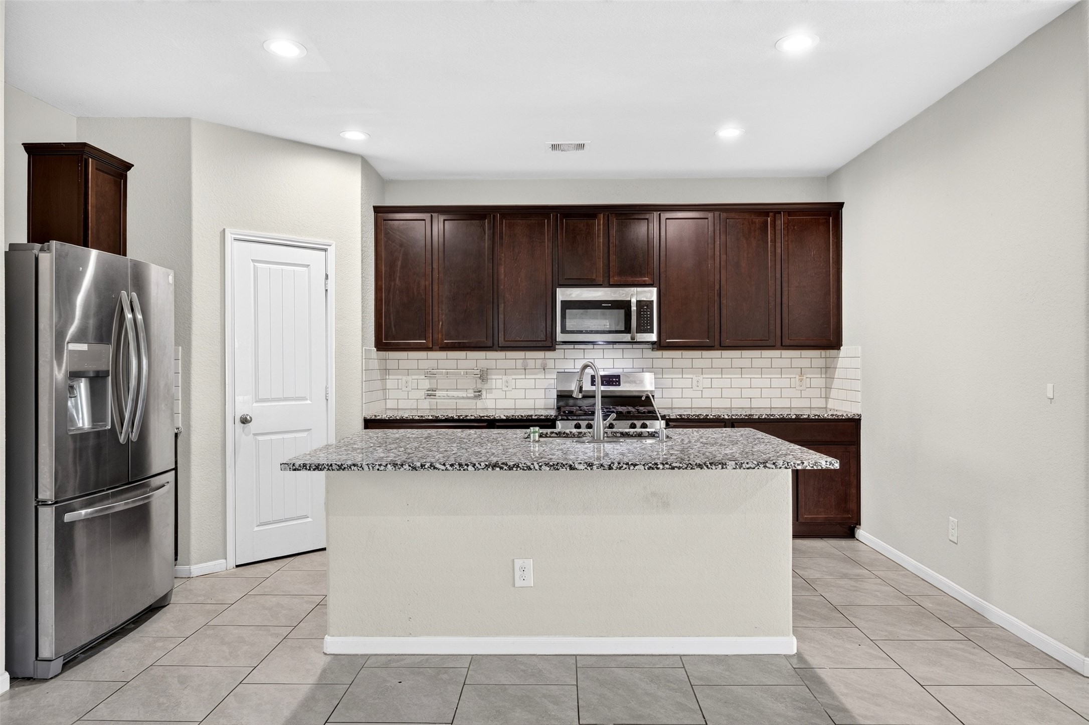 18342 Arcola Bay Lane Property Photo 13
