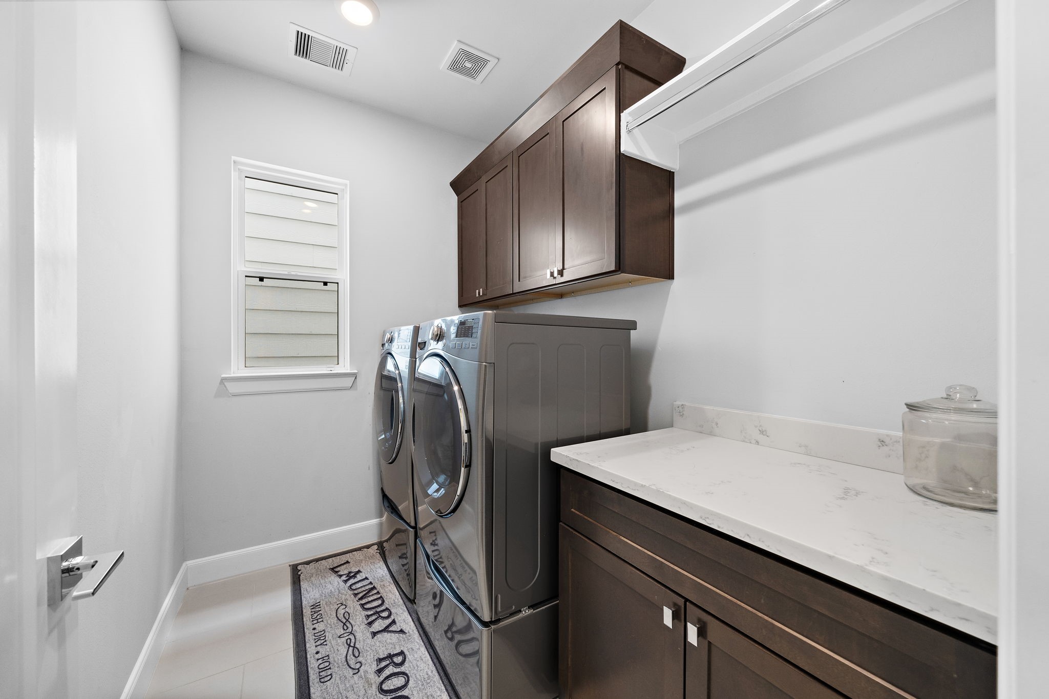 1217 Crockett Street Property Photo 25