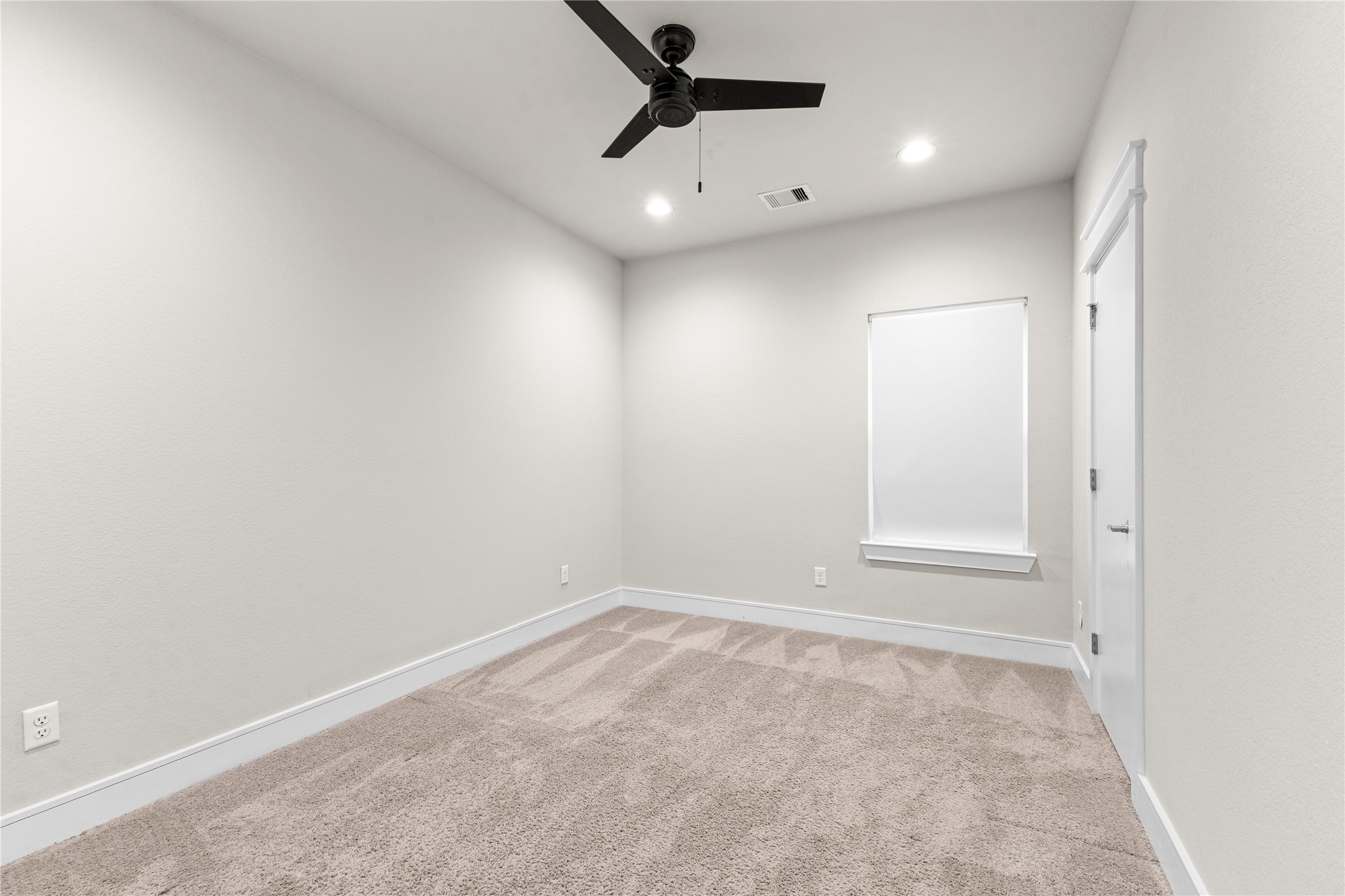2511 Des Chaumes Street Property Photo 19