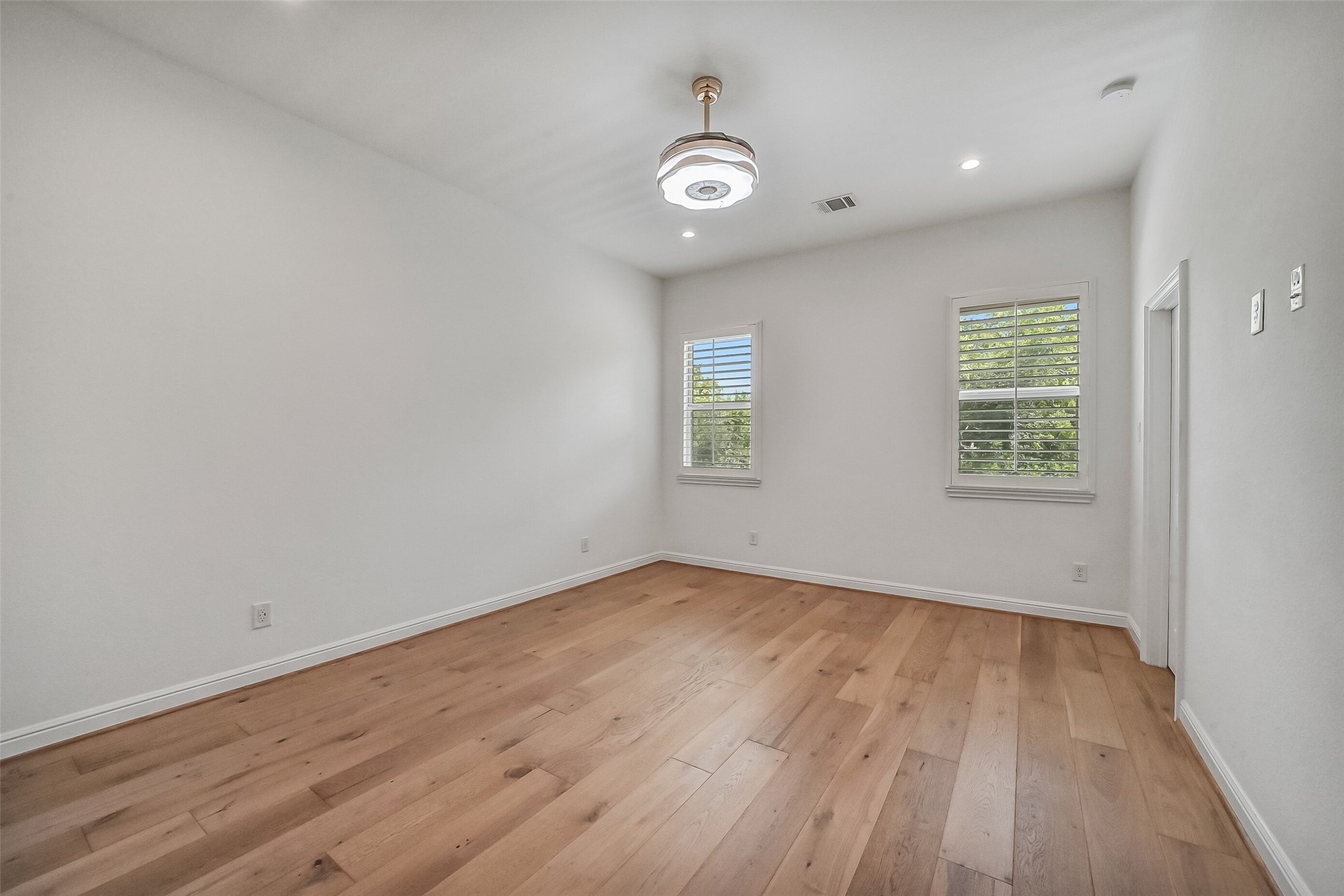 9603 Plaza Point Drive Property Photo 35