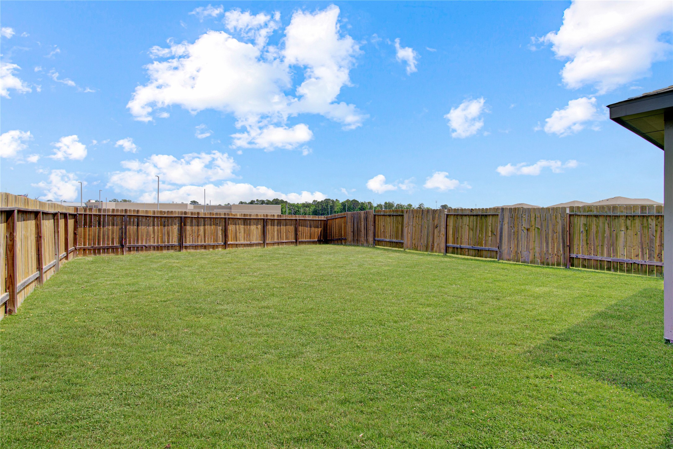 14032 Amelia Drive Property Photo 12