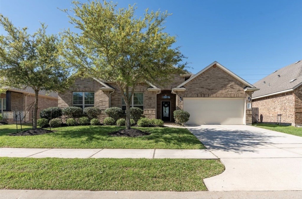 22939 Banff Brook Way Property Photo 1