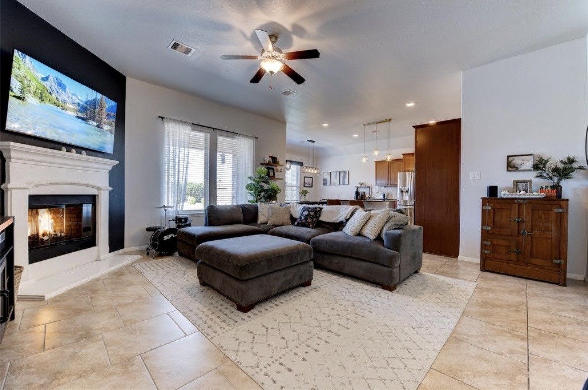 22939 Banff Brook Way Property Photo 4