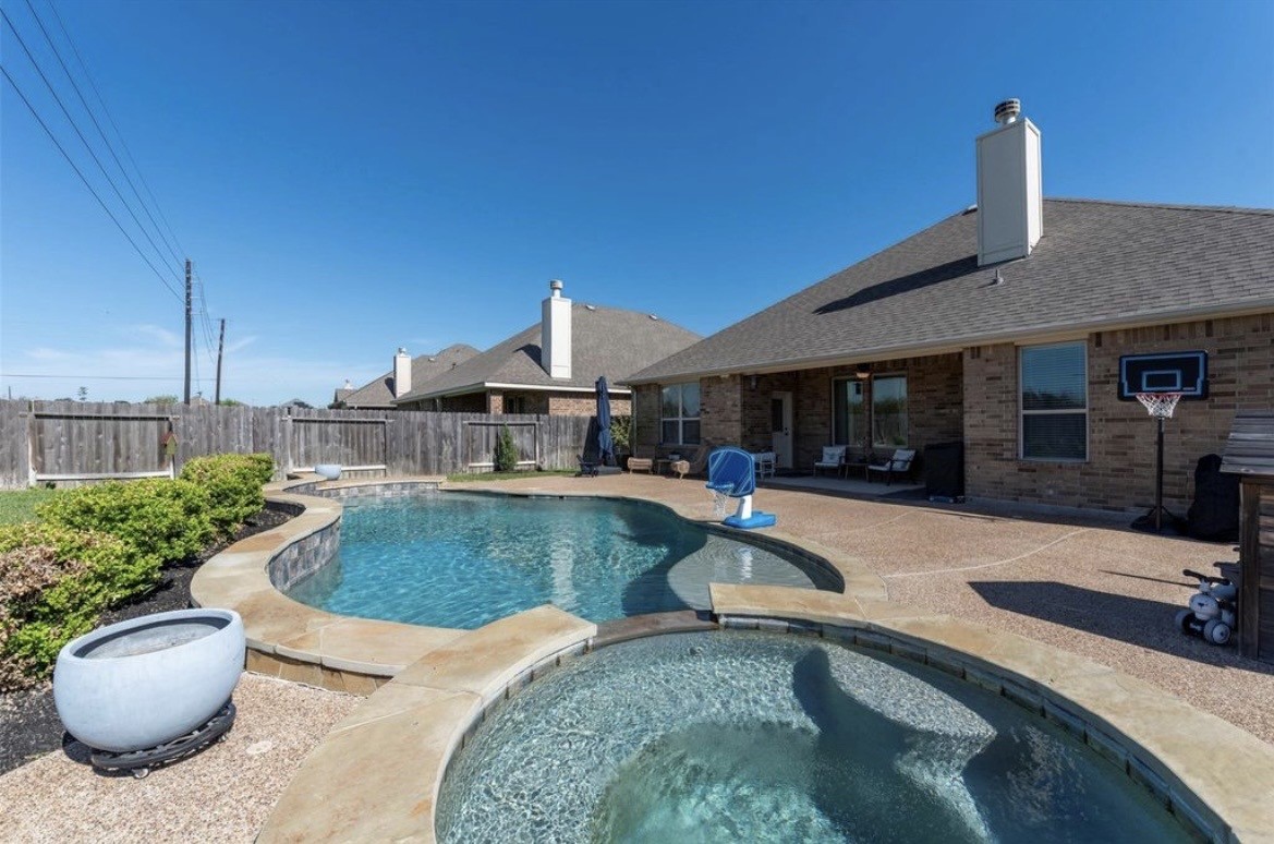 22939 Banff Brook Way Property Photo 20