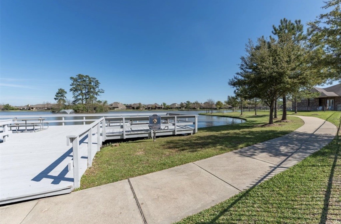 22939 Banff Brook Way Property Photo 23