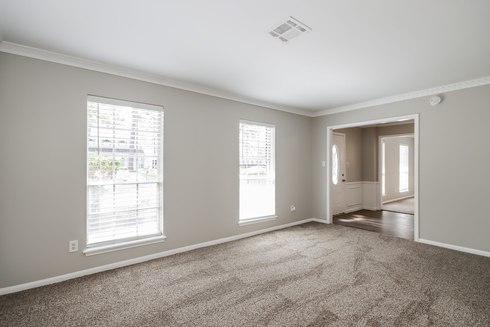 1702 Corral Drive Property Photo 3