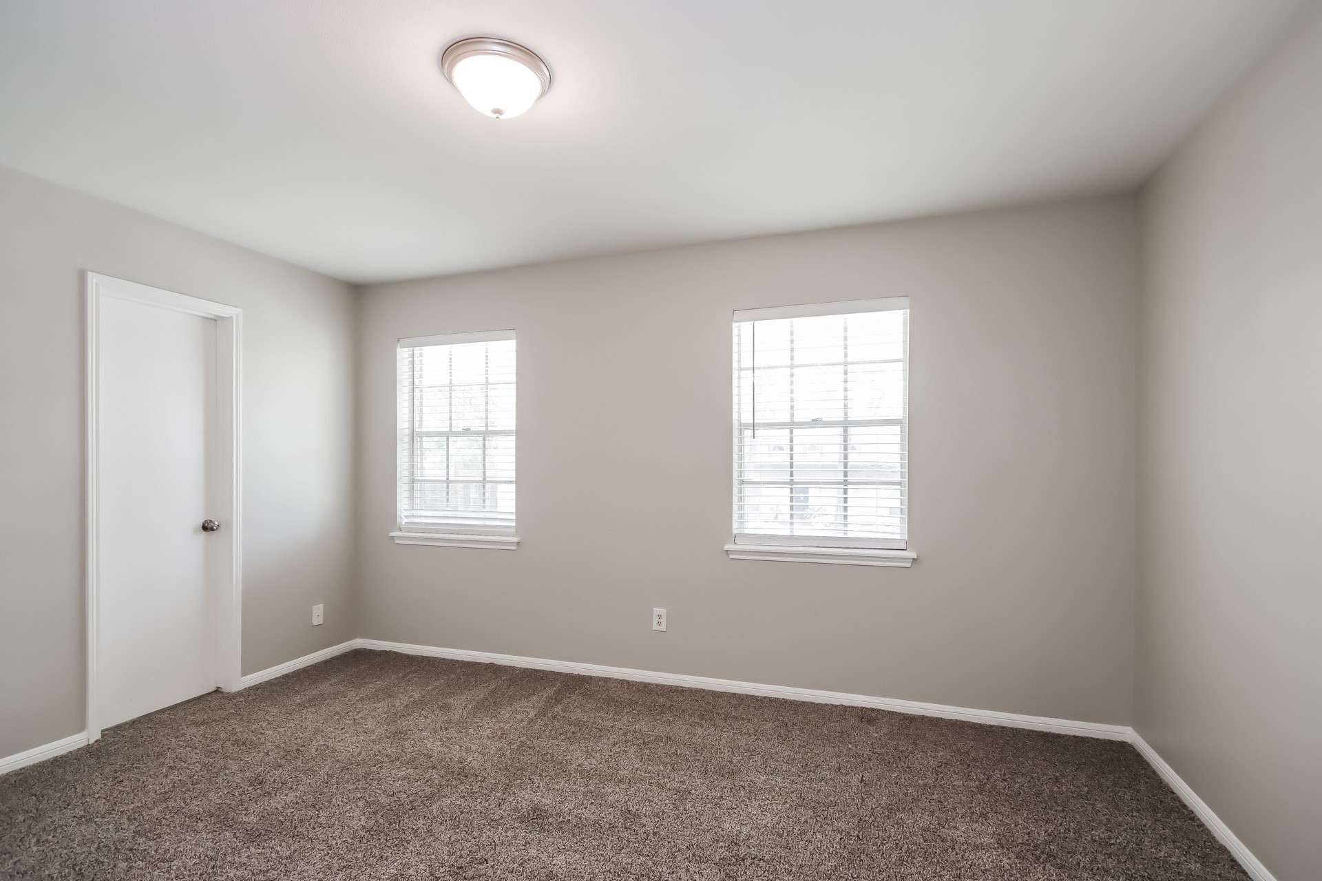 1702 Corral Drive Property Photo 11