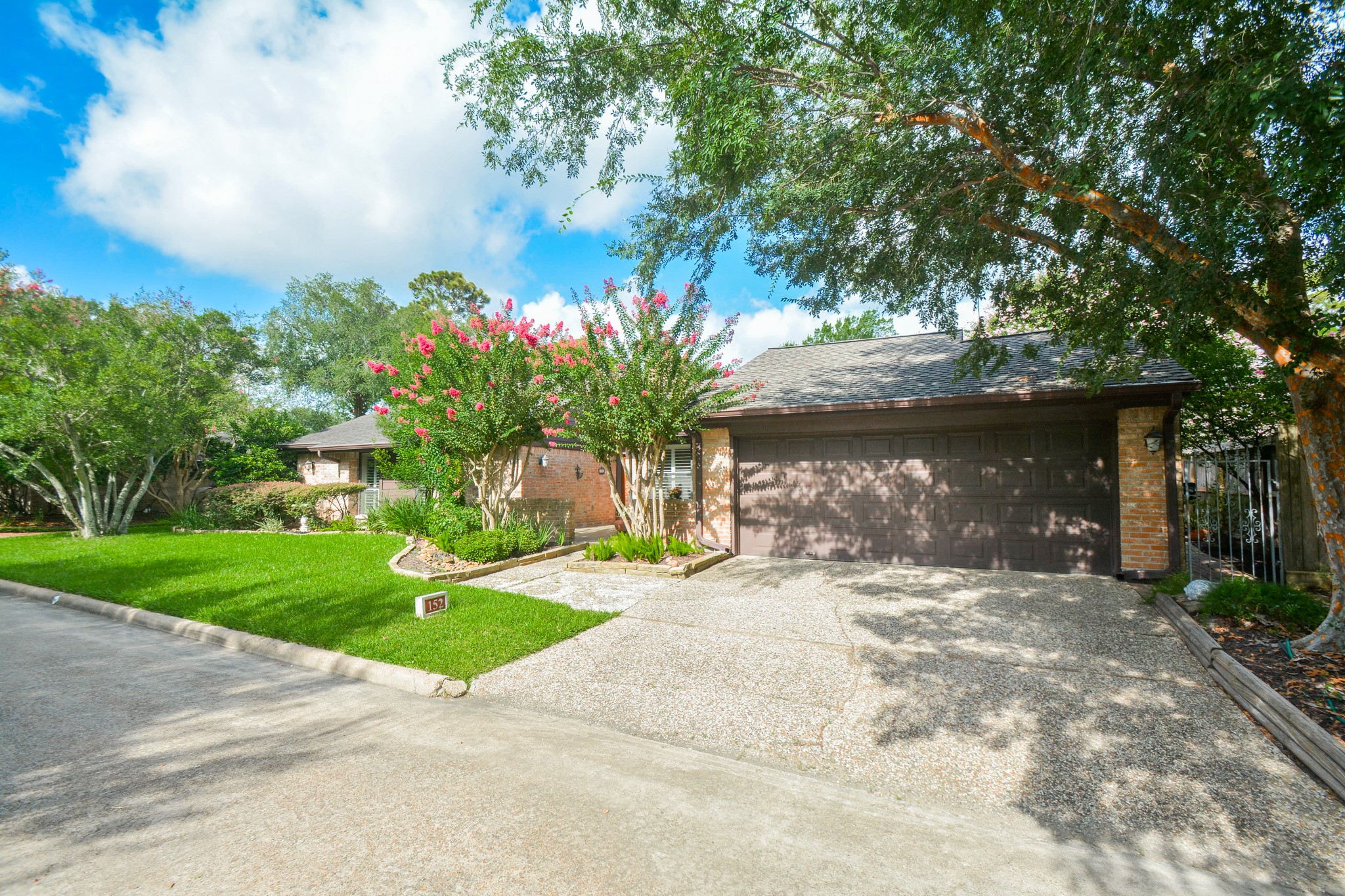 12800 Briar Forest Drive 152 Property Photo 2