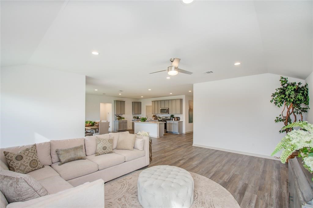 1107 Griffith View Lane Property Photo 6