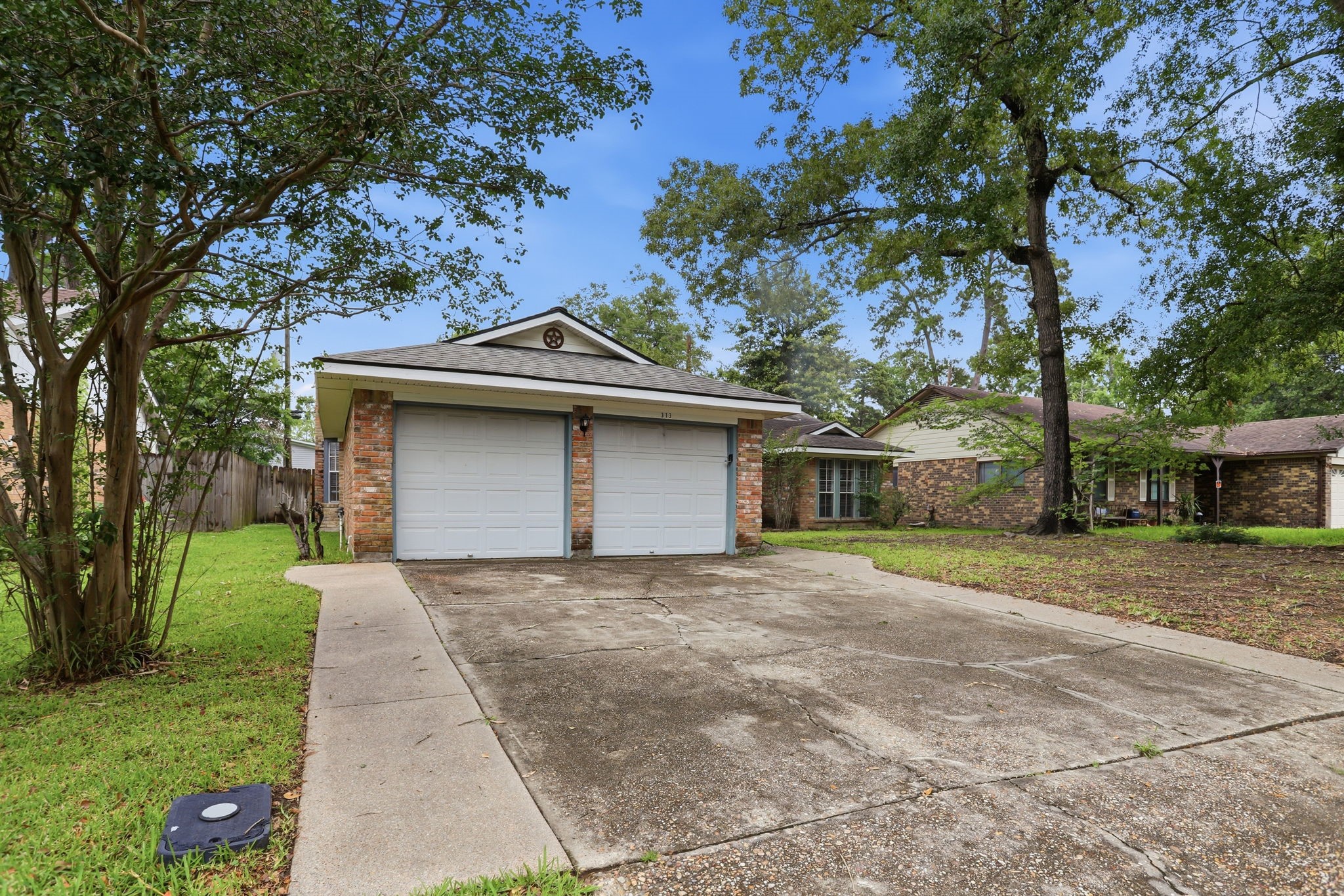 313 Bois D Arcade Drive Property Photo 1