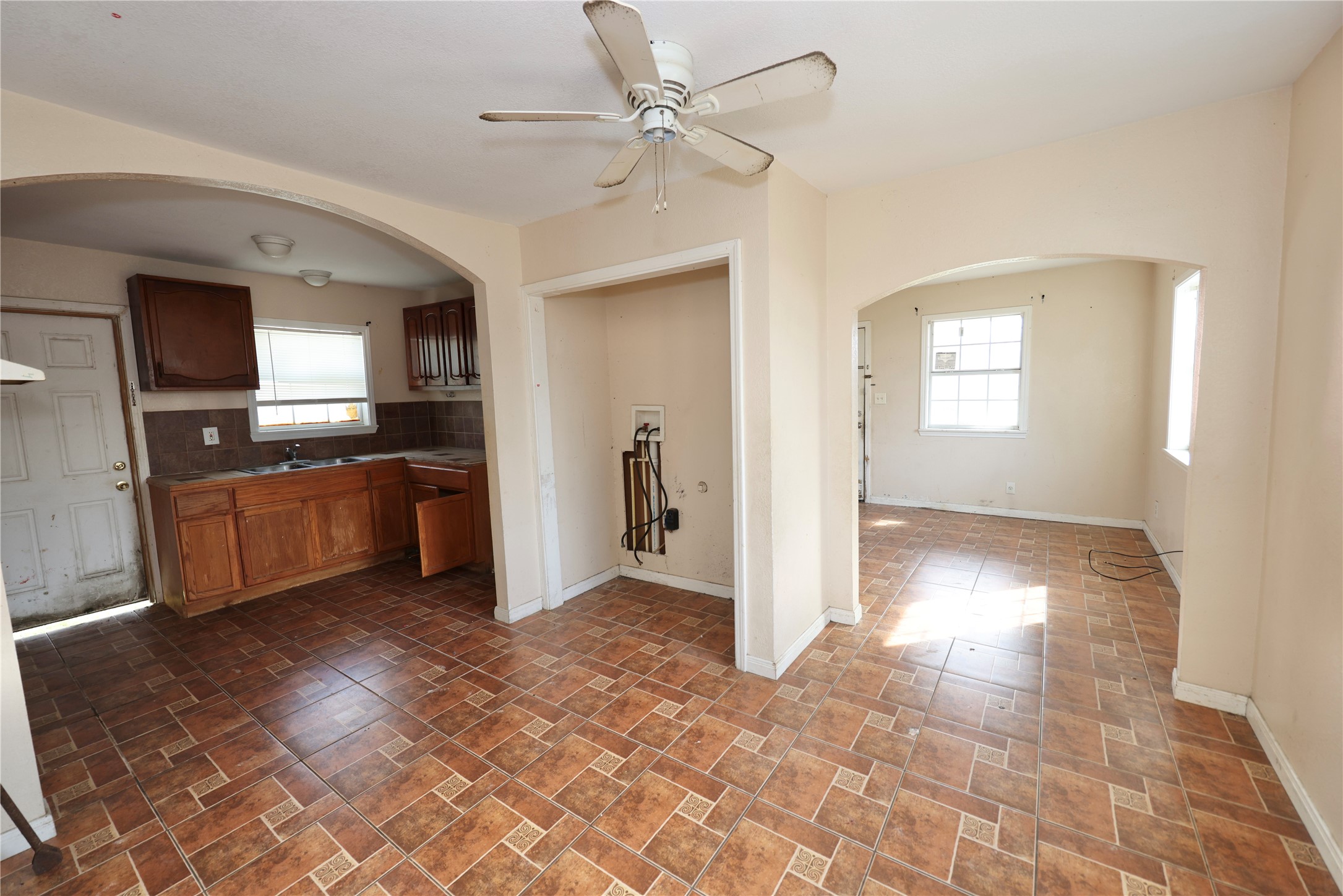5410 Avenue M Property Photo 17