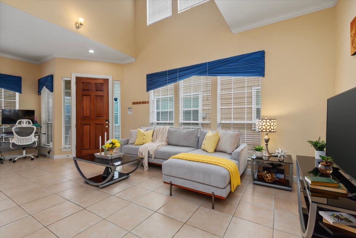 2714 Windy Thicket Lane Property Photo 3