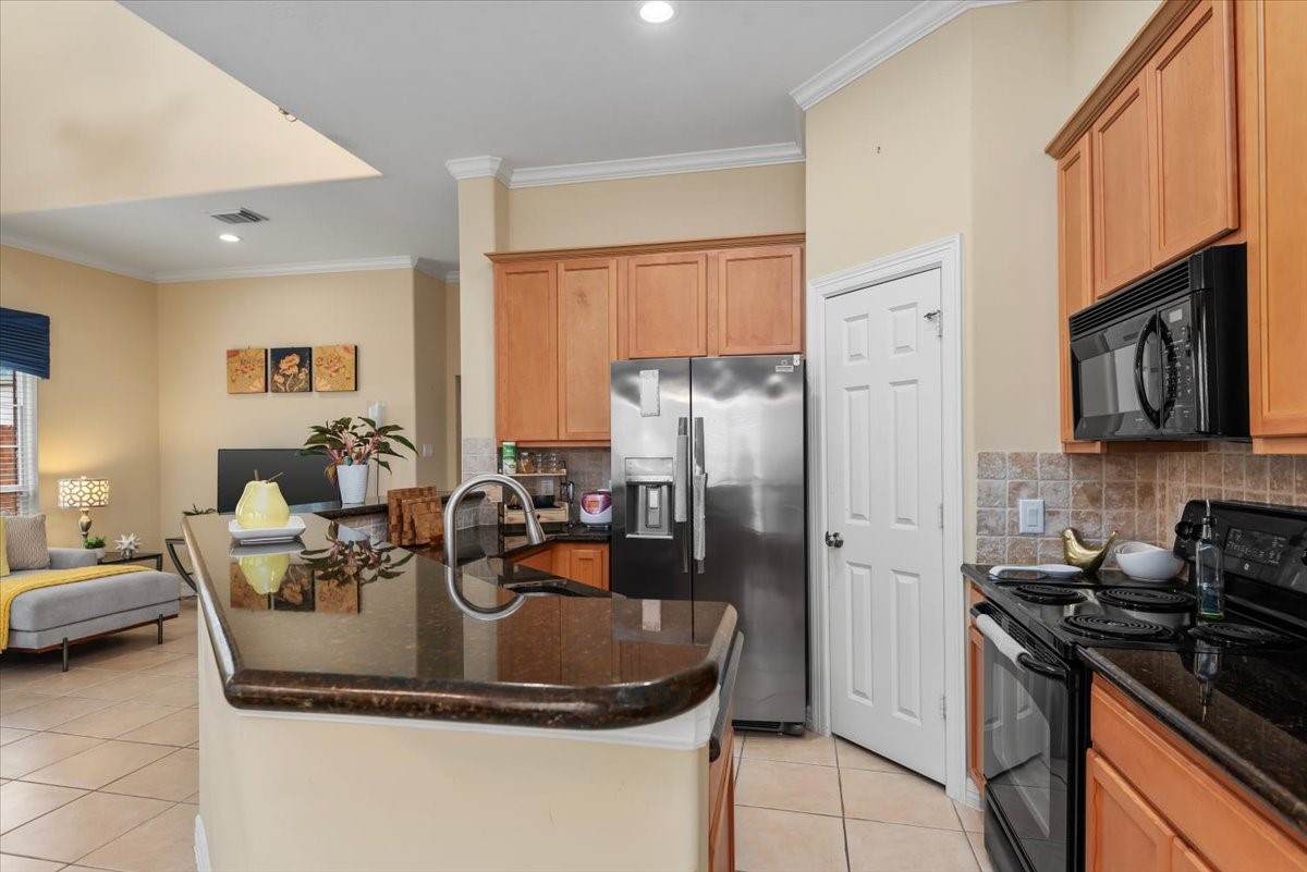 2714 Windy Thicket Lane Property Photo 12