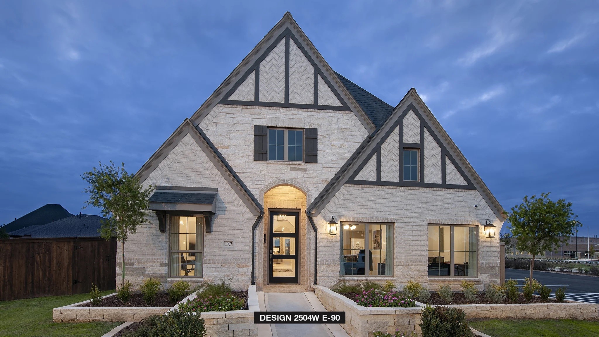 1907 Olmsted Court Property Photo 1