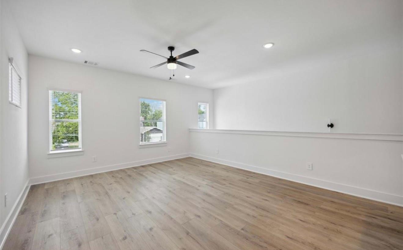 8021 Cora Street B Property Photo 13