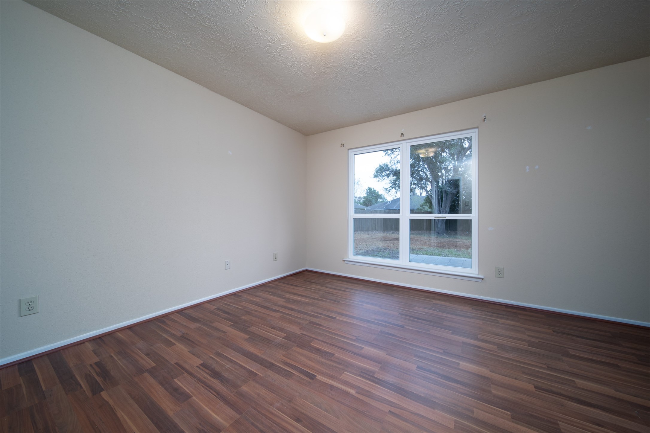 2411 Gunston Ct Property Photo 11