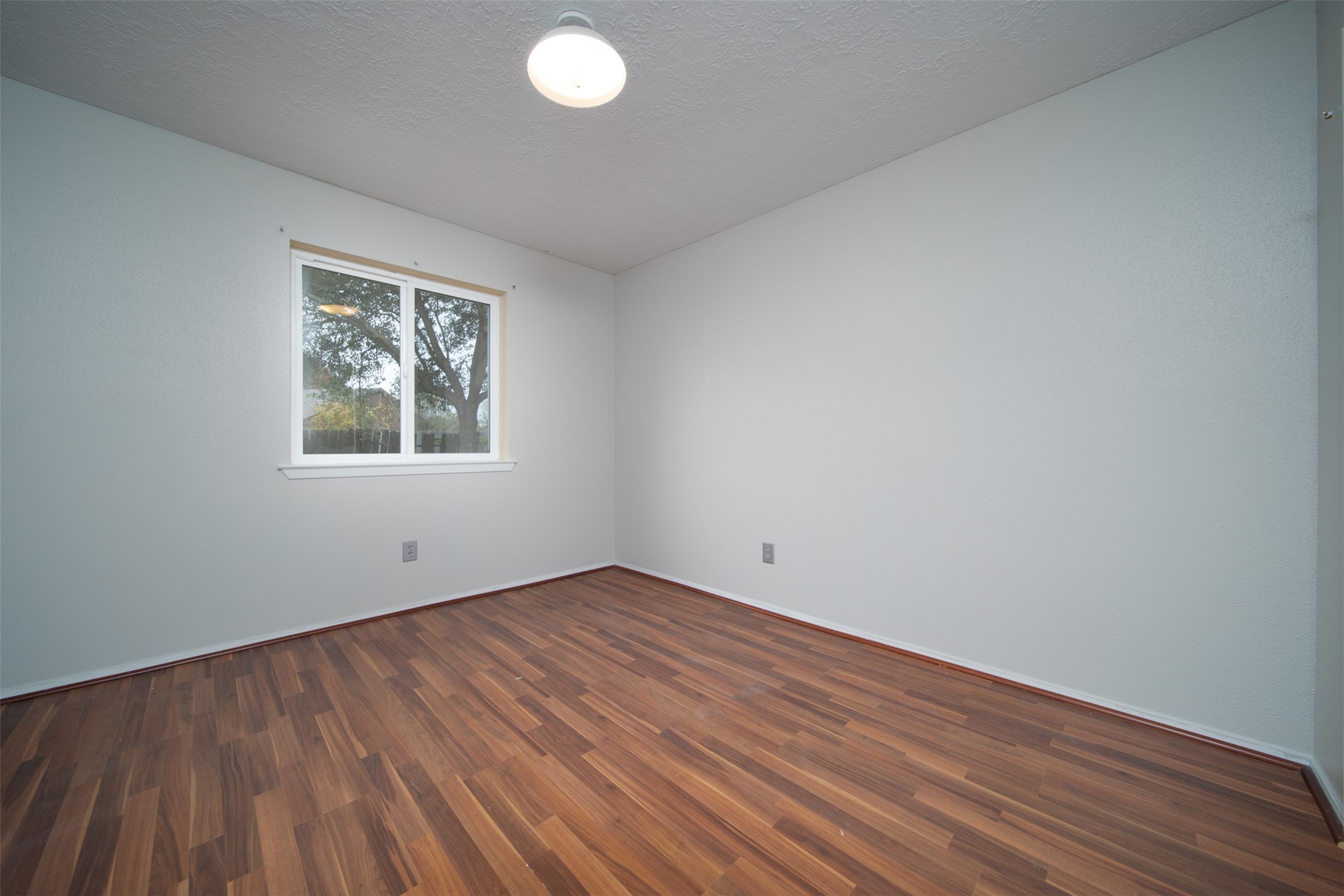 2411 Gunston Ct Property Photo 15