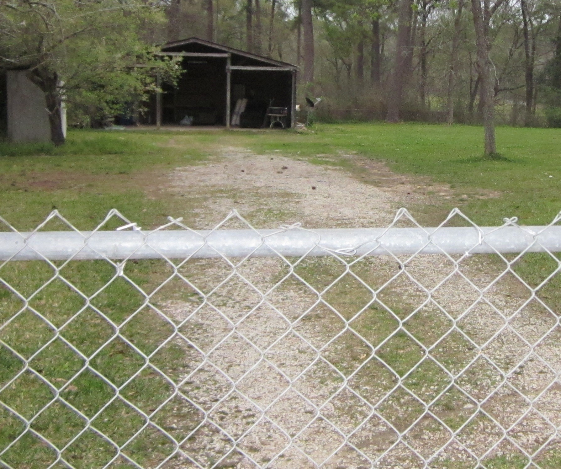 4018 E Mossy Oaks Road Property Photo 4