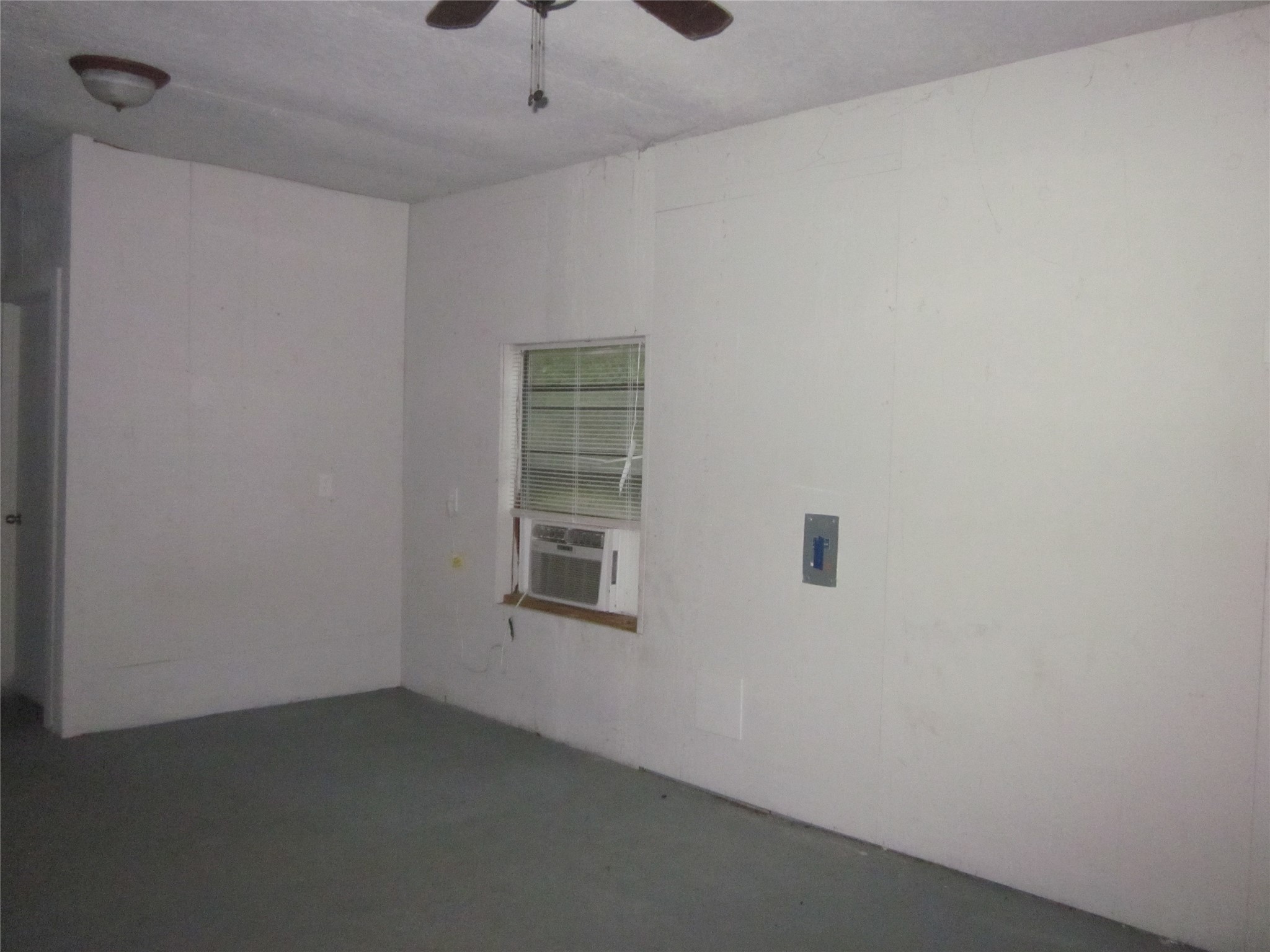 4018 E Mossy Oaks Road Property Photo 20