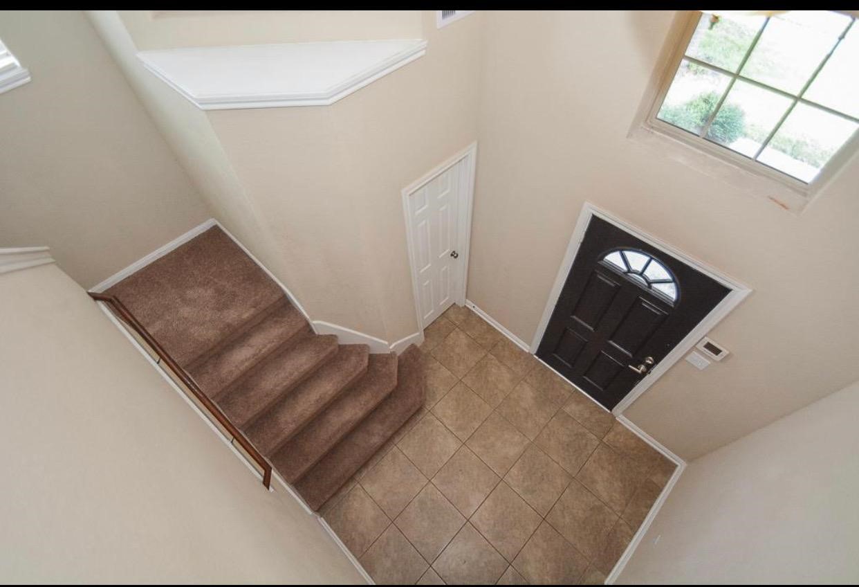 11407 Overland Trail Drive Property Photo 6