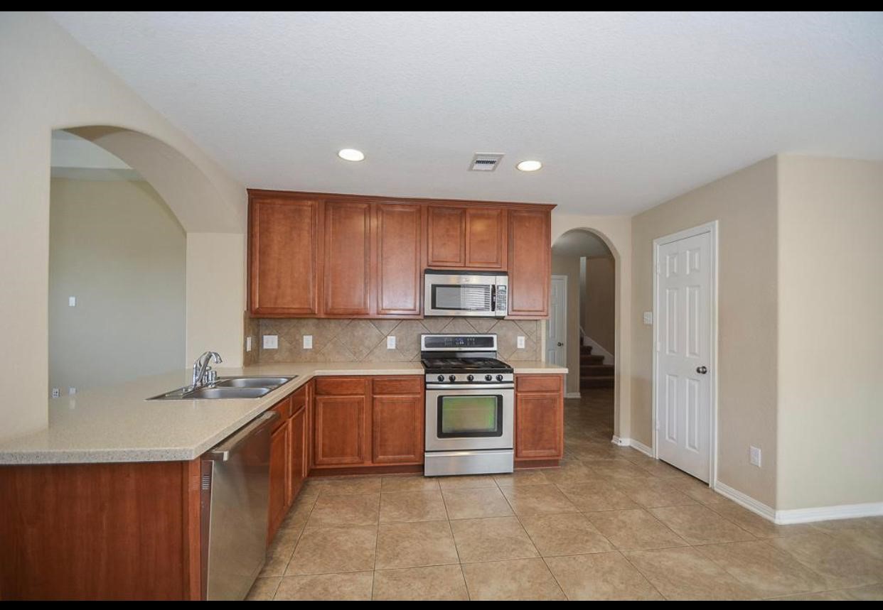 11407 Overland Trail Drive Property Photo 14