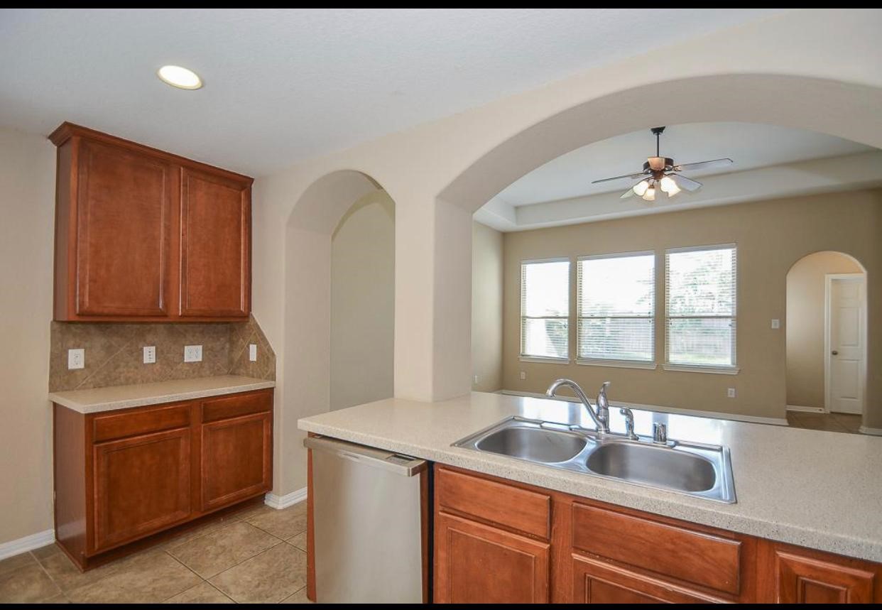 11407 Overland Trail Drive Property Photo 15