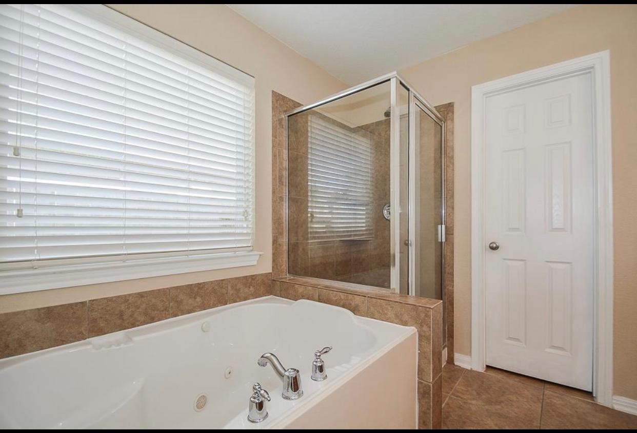 11407 Overland Trail Drive Property Photo 20