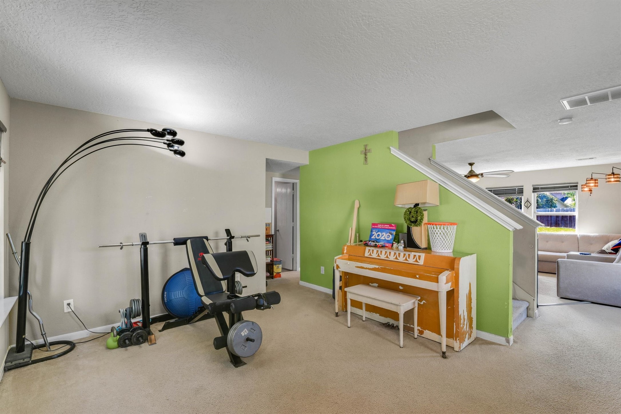 3003 Legends York Drive Property Photo 3