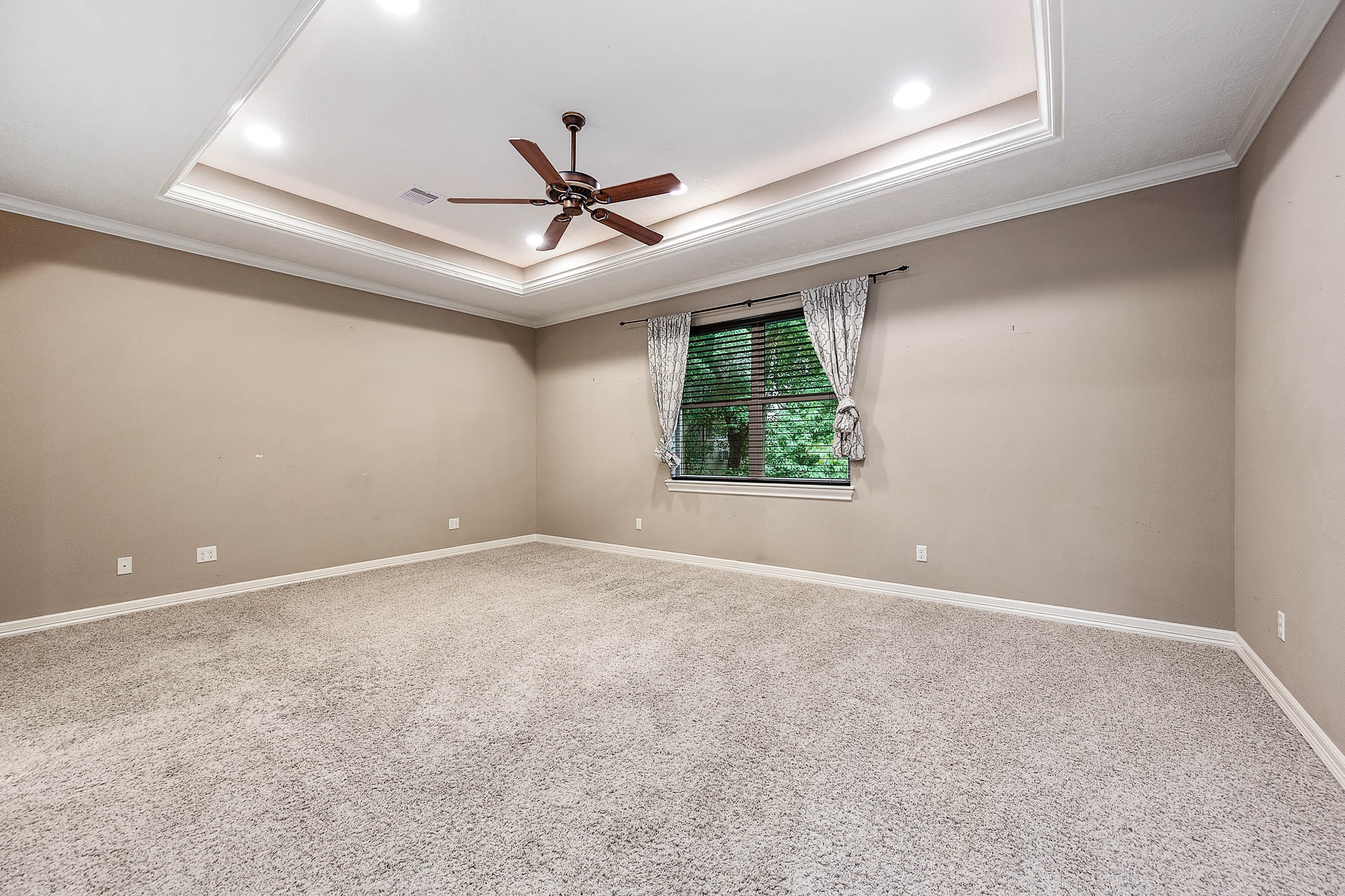 1215 Malone Street Property Photo 16