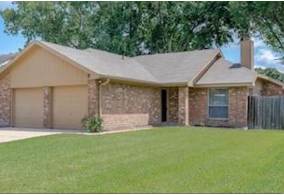 15827 Roxton Ridge Drive Property Photo 1