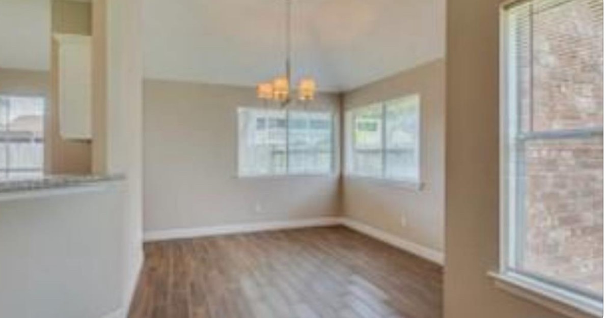 15827 Roxton Ridge Drive Property Photo 5