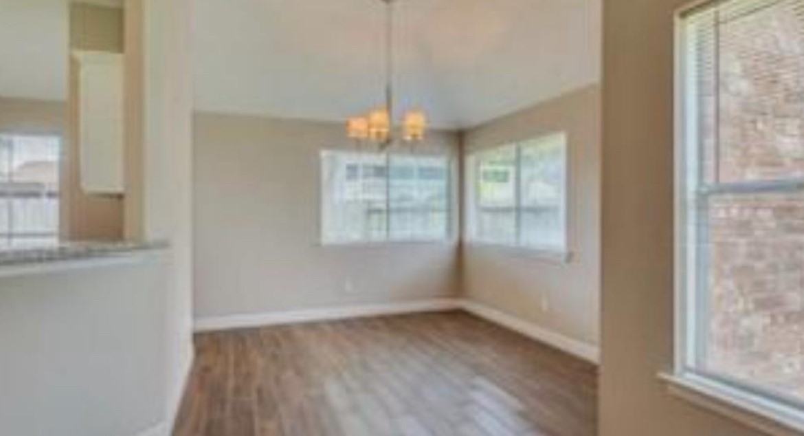 15827 Roxton Ridge Drive Property Photo 6