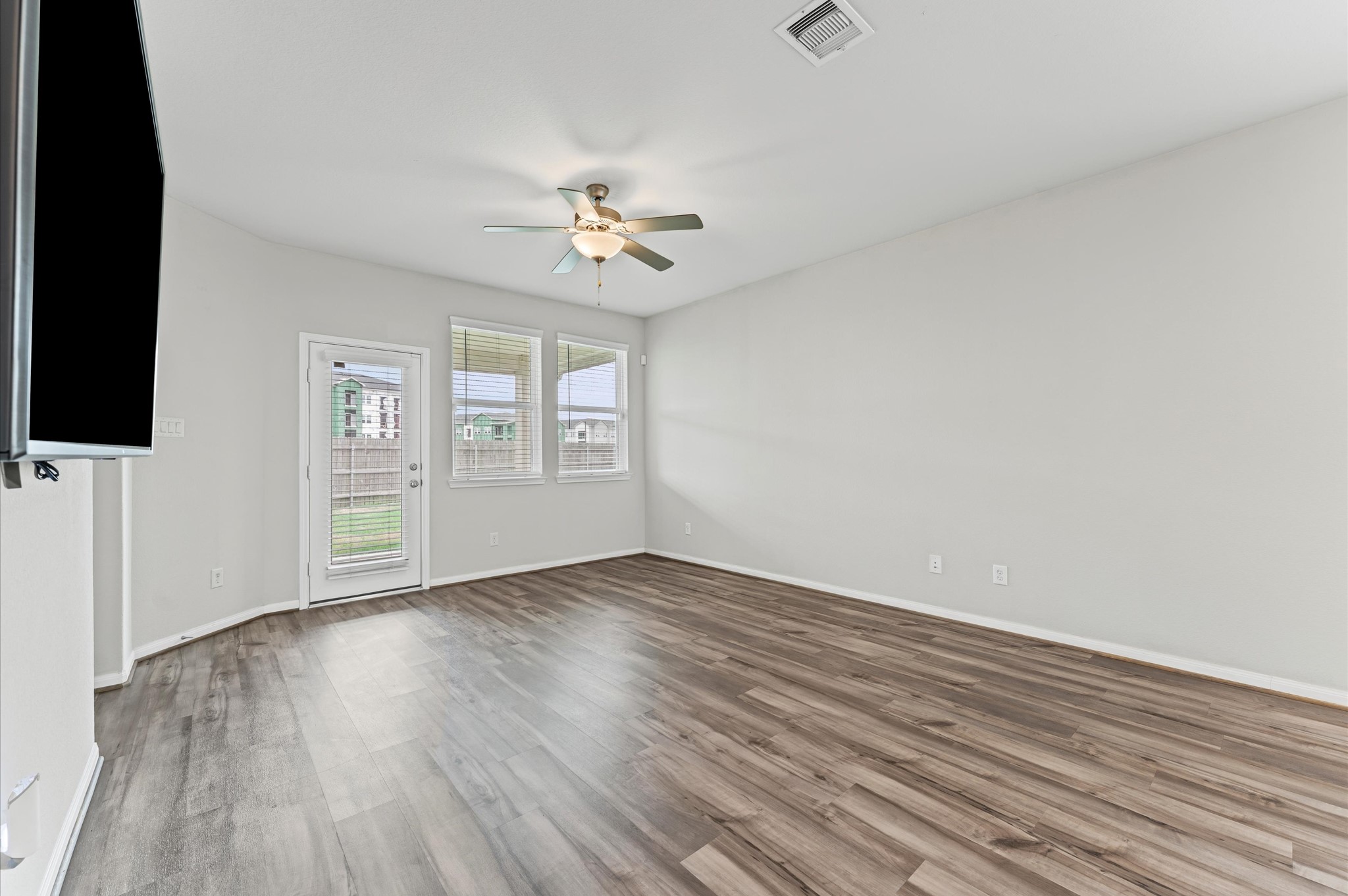 5602 Giving Grace Way Property Photo 15