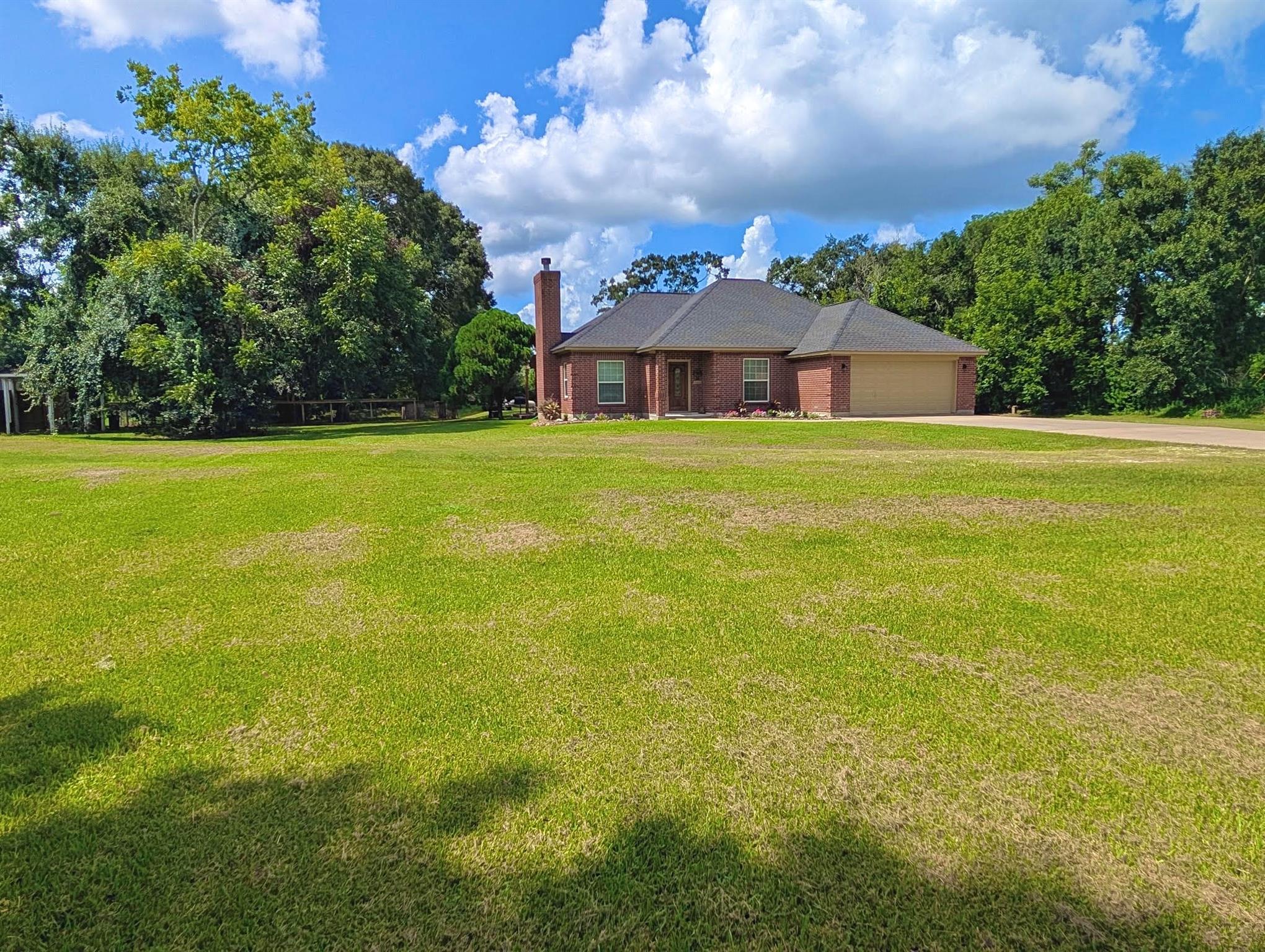 531 Jimmy Phillips Boulevard Property Photo 2