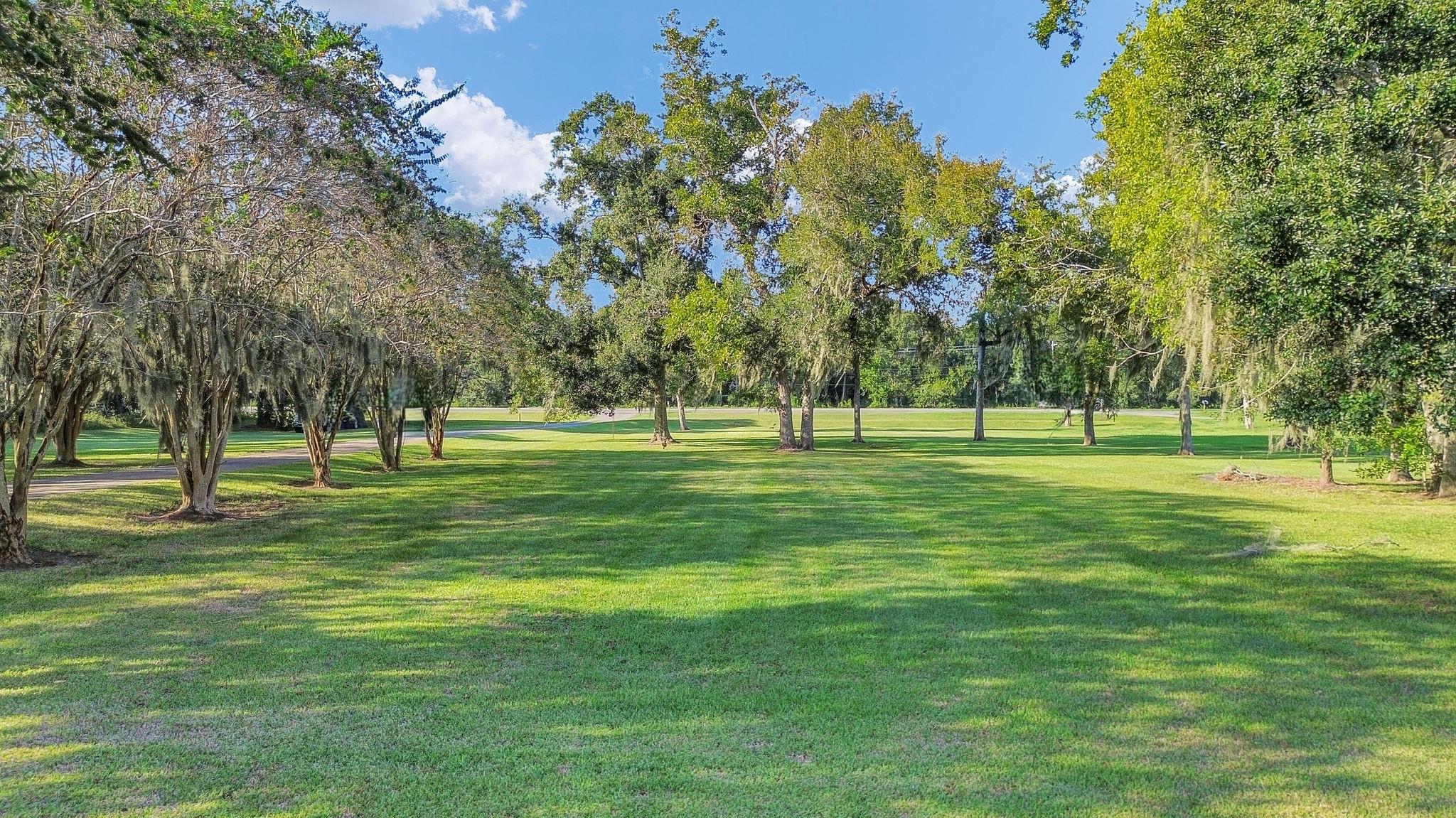 531 Jimmy Phillips Boulevard, Angleton Tx 77515 Property Photo 21