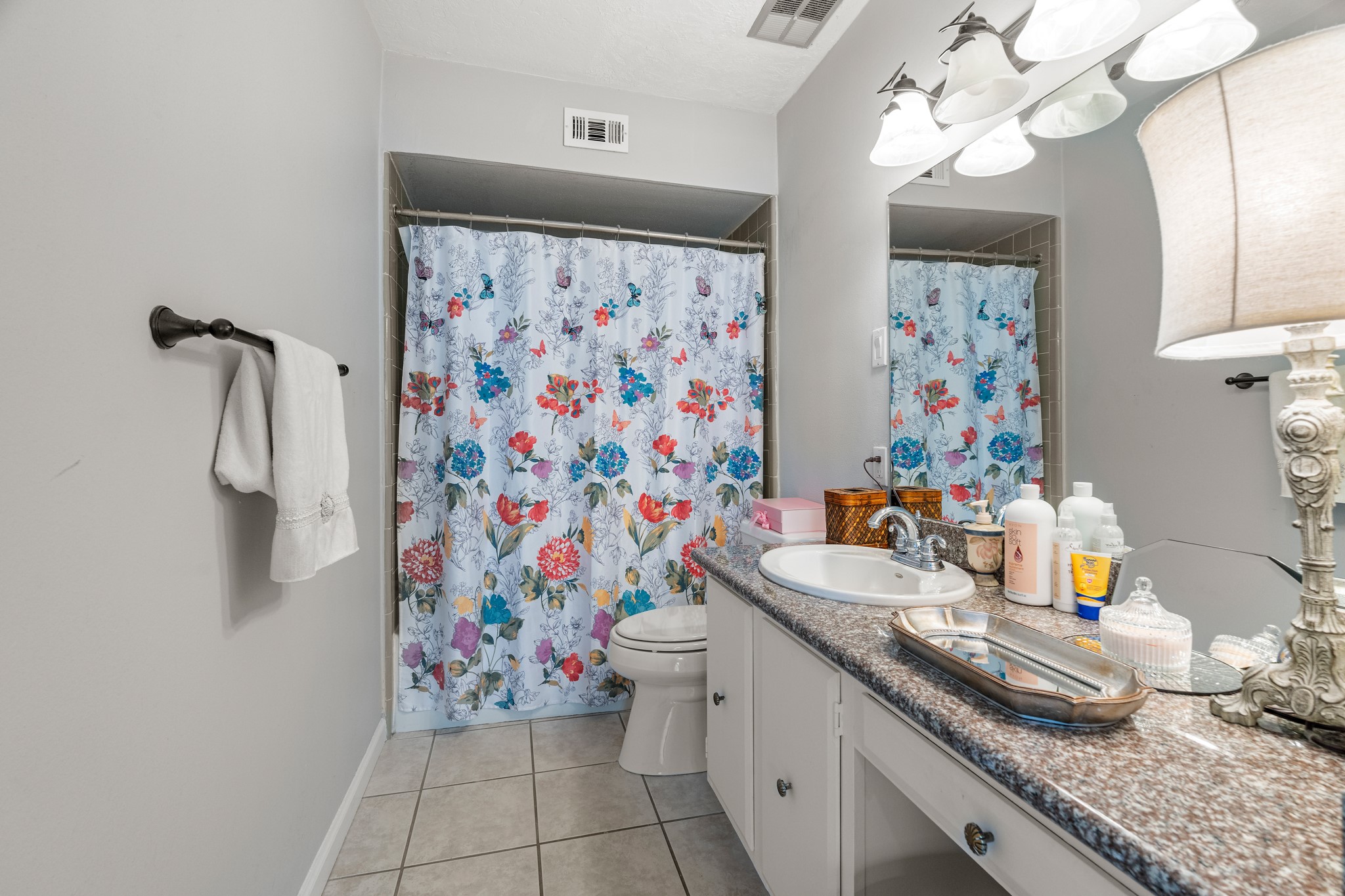 355 N Post Oak Lane 742 Property Photo 19