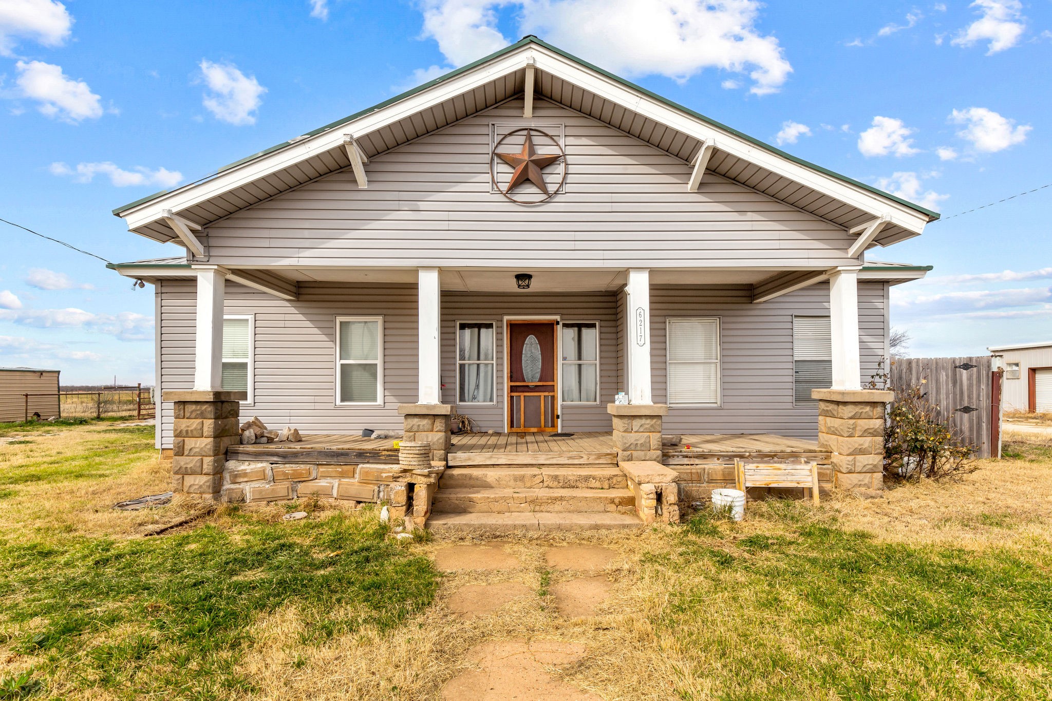 6217 Fm 603 Property Photo 1