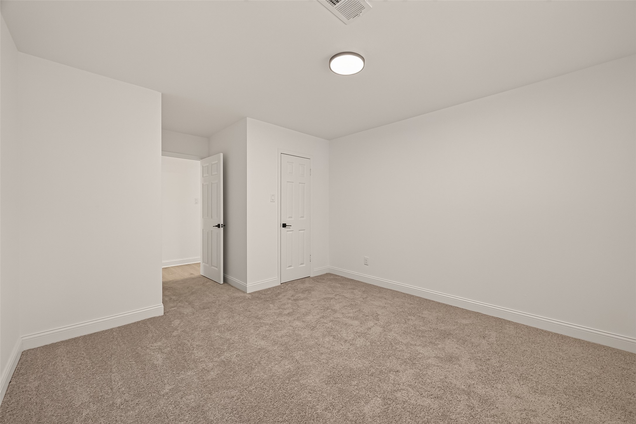 5946 Valkeith Drive Property Photo 28