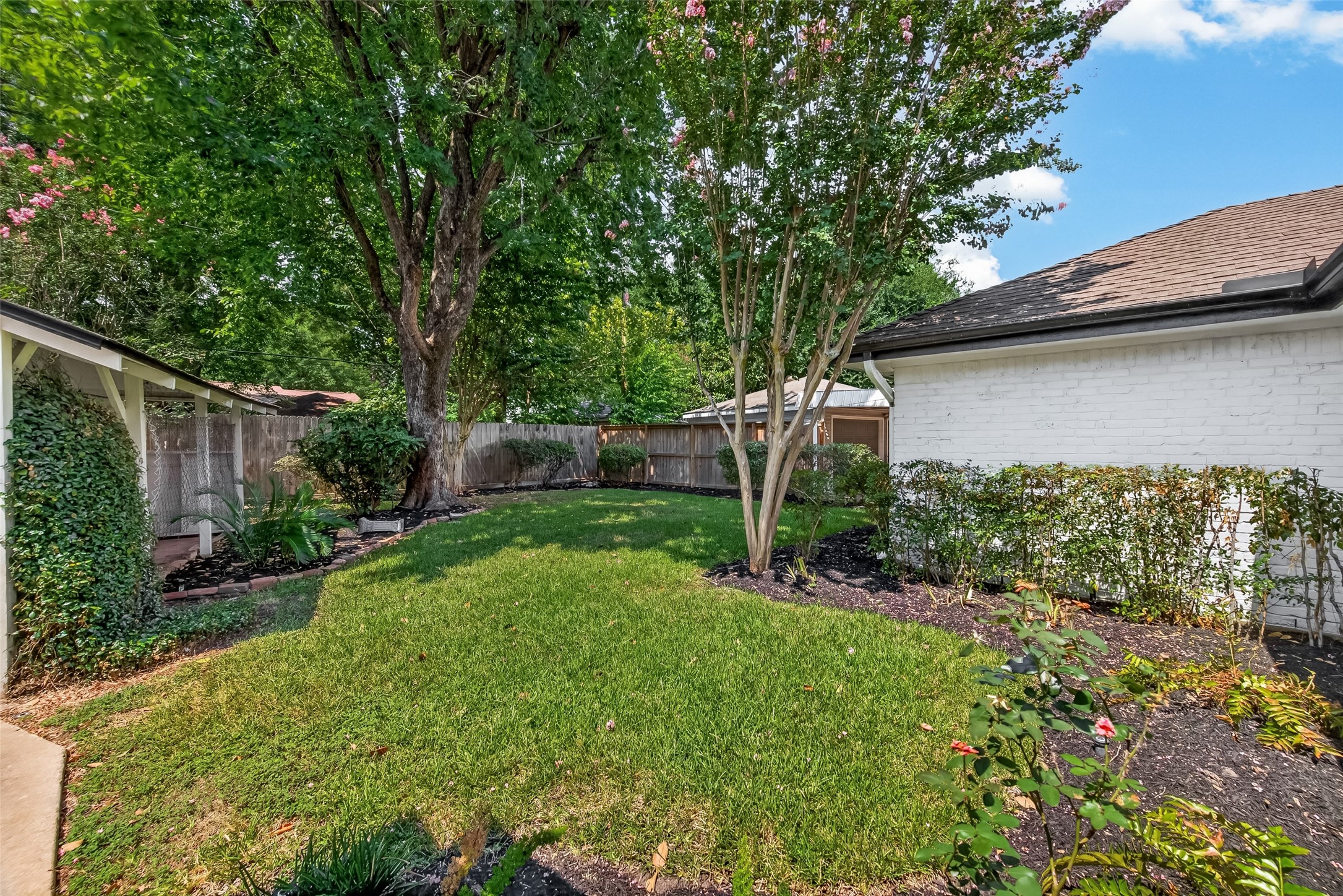 5946 Valkeith Drive Property Photo 46