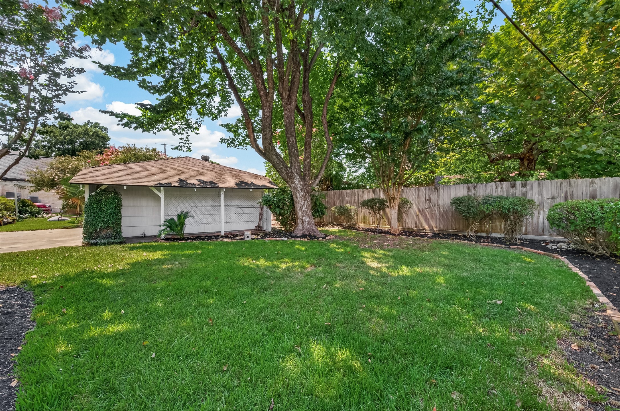 5946 Valkeith Drive Property Photo 47
