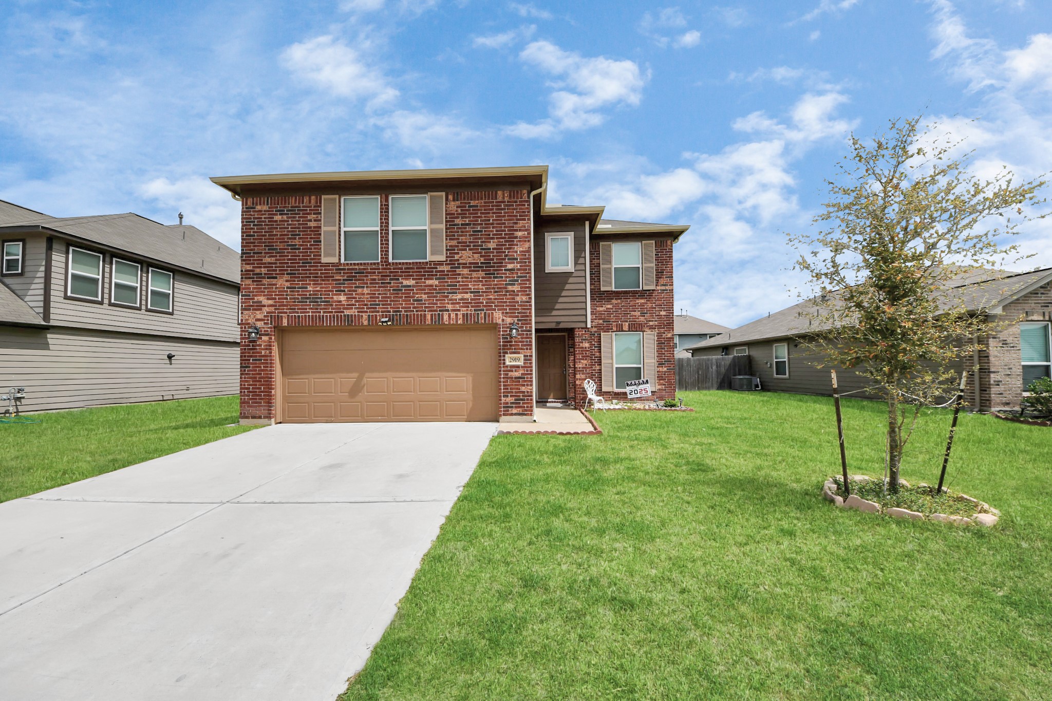 2919 Silverhorn Lane Property Photo