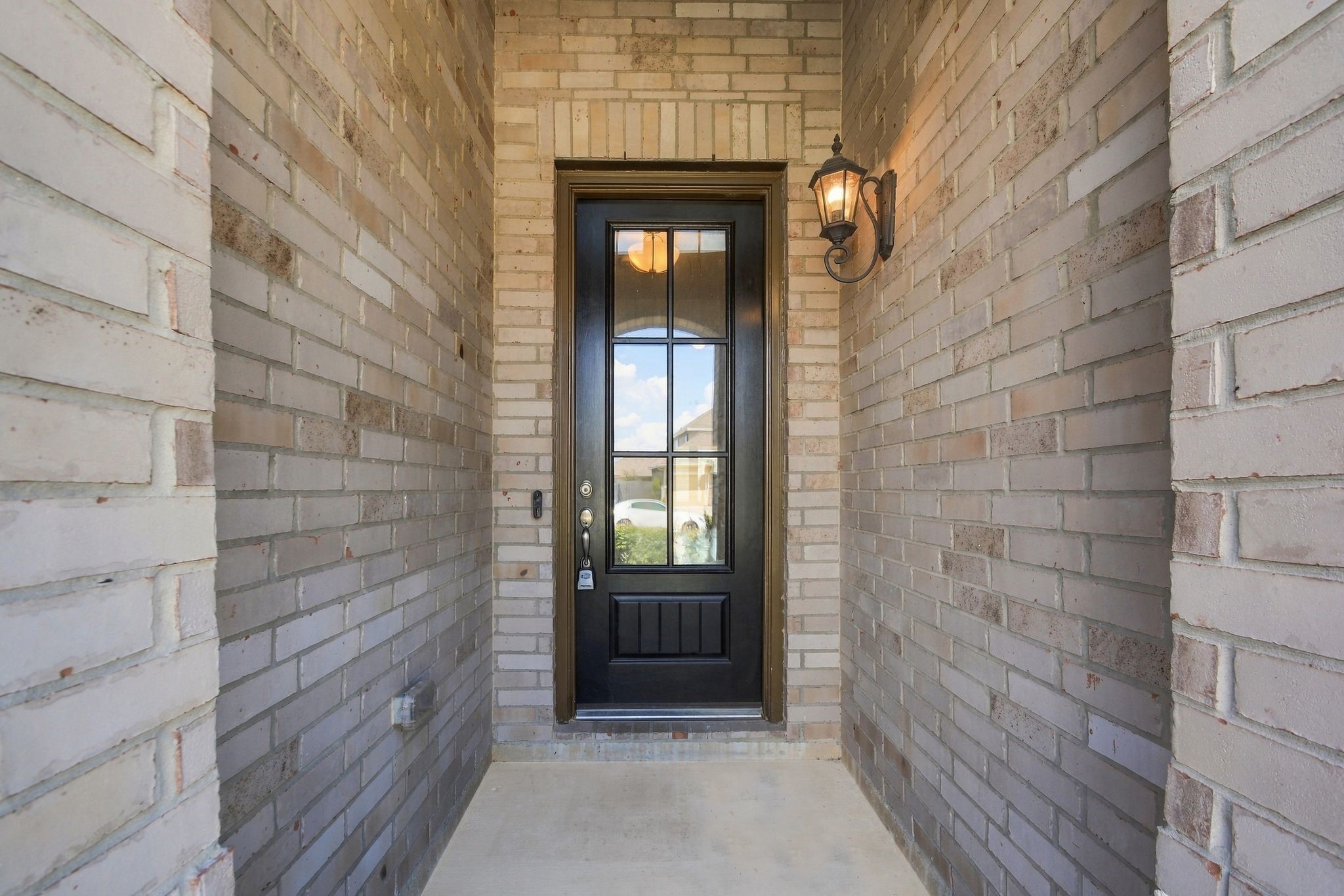 3311 Old Ironwood Drive Property Photo 2