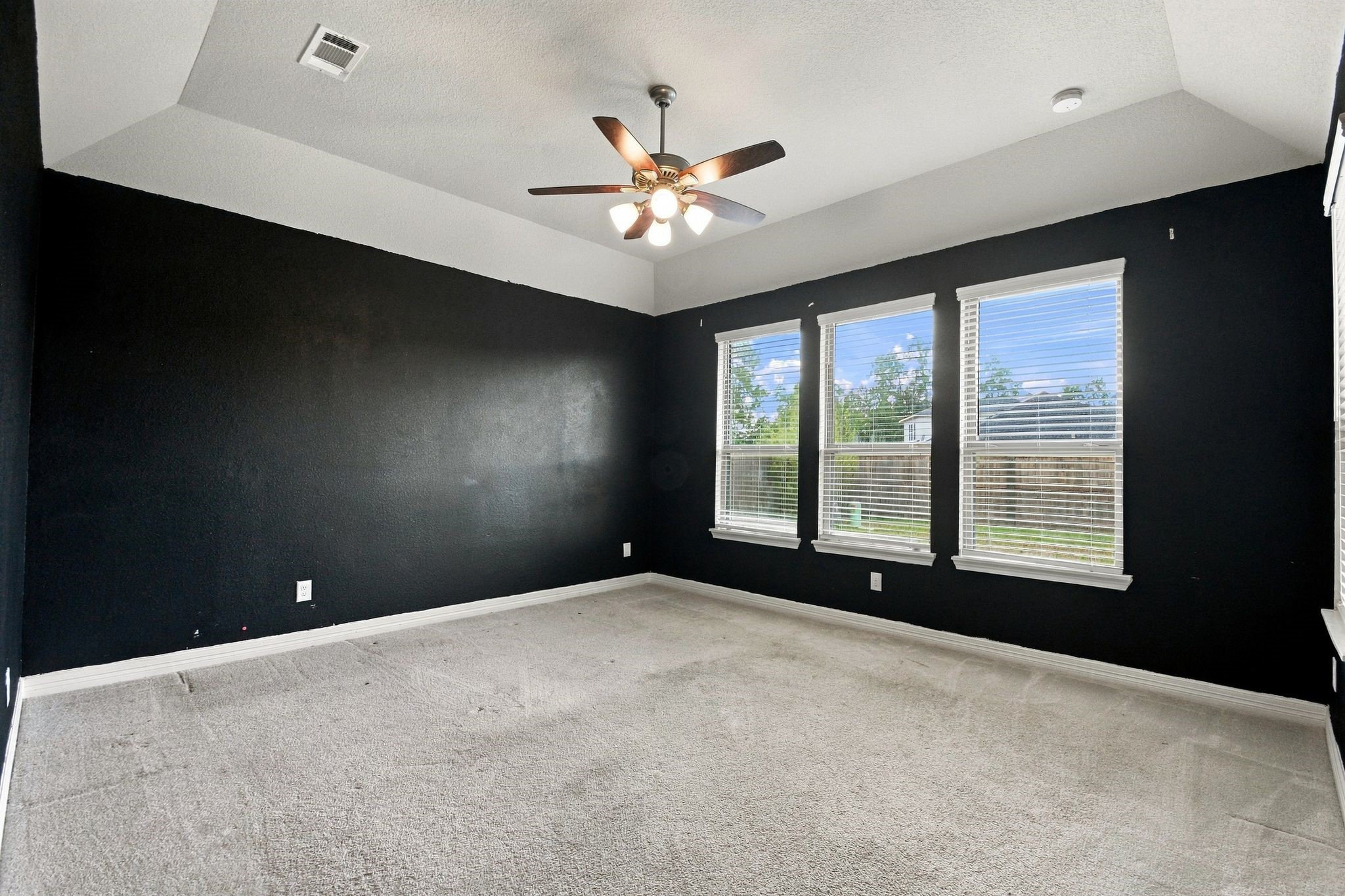 3311 Old Ironwood Drive Property Photo 7
