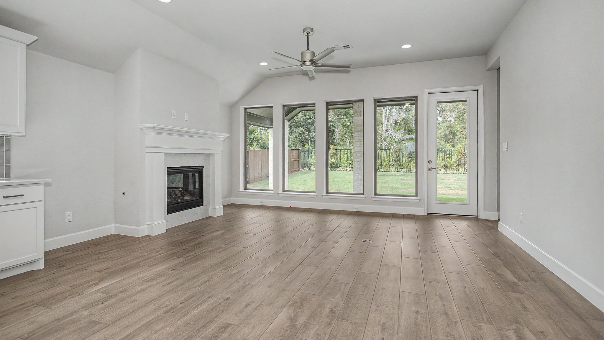 5727 Bobwhite Trail Property Photo 7